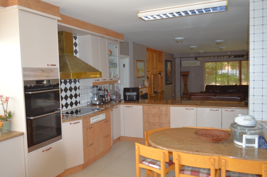 4 Bedroom Property for Sale in Wilkoppies North West